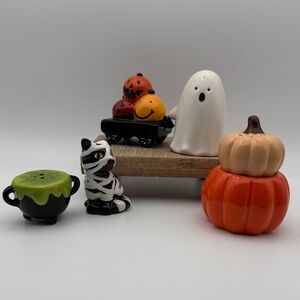 NWOT Halloween Themed Salt and Pepper Shaker Sets‎ Lot of 3 Sets